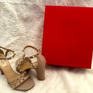 Valentino Nude Rockstud Sandals